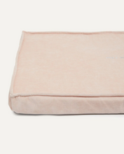 Load image into Gallery viewer, Unwind Crate Mat For Dogs - Pink