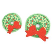 Load image into Gallery viewer, Wreath Tough Toy