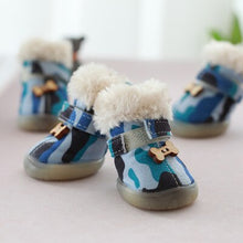 Load image into Gallery viewer, Faux Shearling Suede Snow Boots with Bone Applique