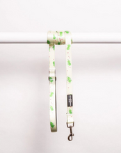 Load image into Gallery viewer, The Runway Collection Dog Leash- Two Peas in a Pod
